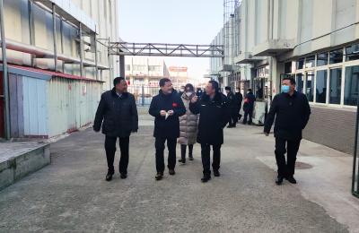 青岛市应急管理局党委成员、副局长姜书铭莅临城阳批发市场督导检查安全生产工作